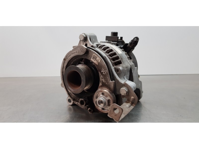 Recambio de alternador para bmw serie 1 lim. (f40) 116d referencia OEM IAM 12318680374 8680374 