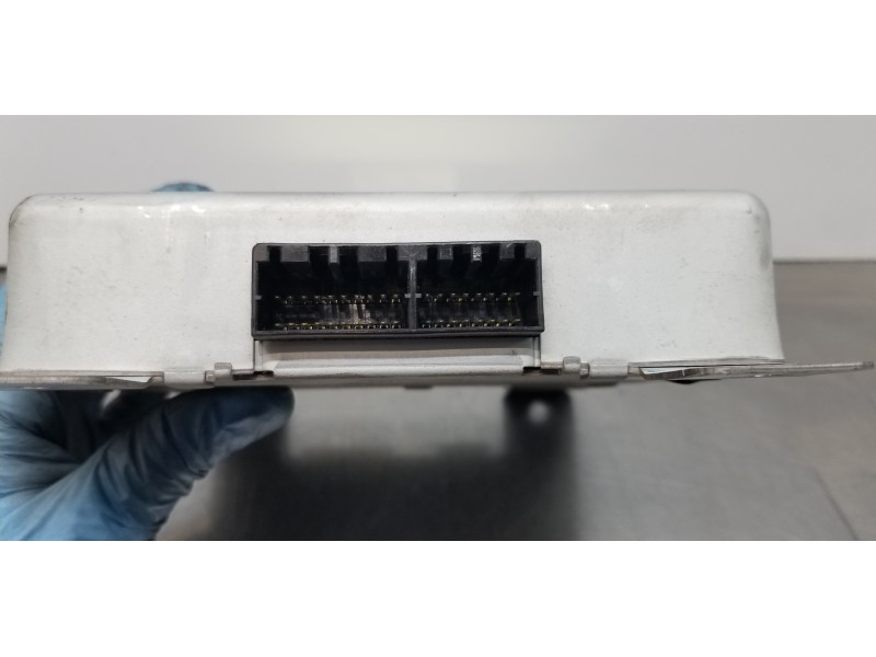 Recambio de centralita asientos para ssangyong rexton rx 320 referencia OEM IAM 8731008000  