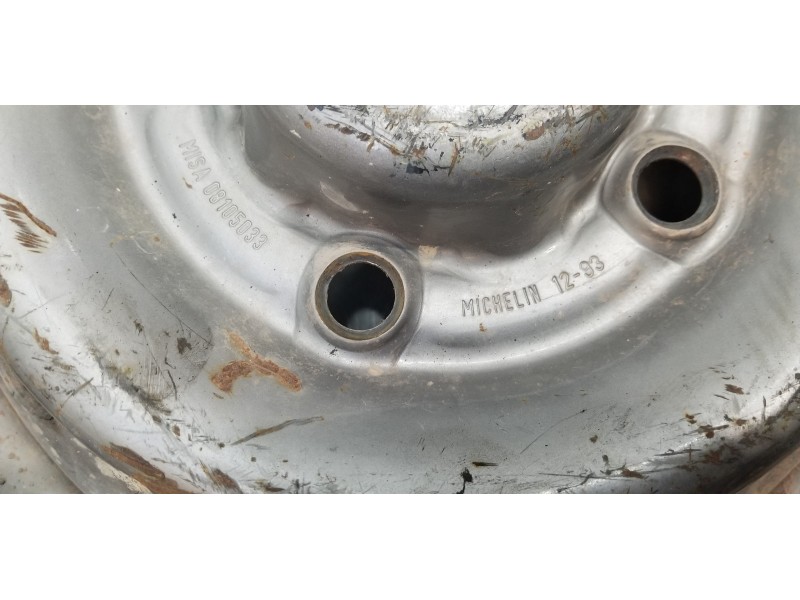 Recambio de llanta para nissan trade 100 caja cerrada, techo elevado referencia OEM IAM   