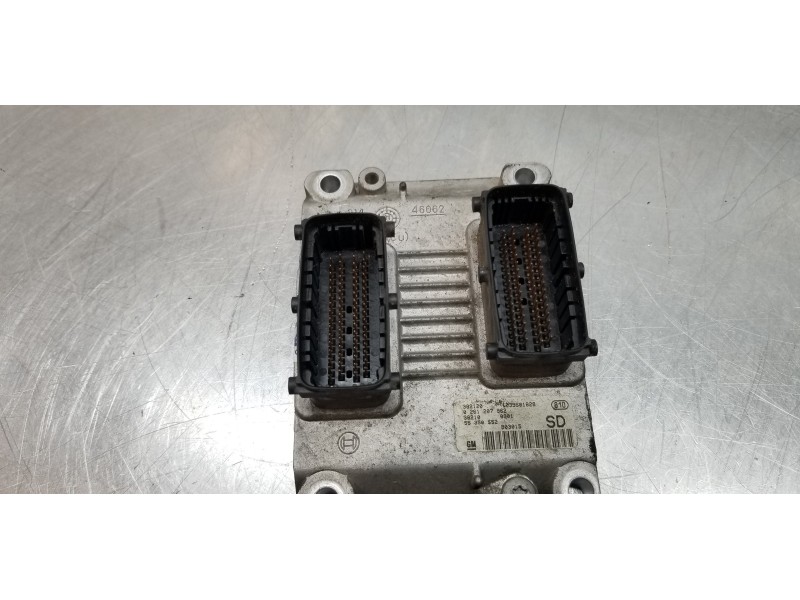 Recambio de centralita motor uce para opel corsa c club referencia OEM IAM 55350552   Recambio de centralita motor uce para opel corsa c club referencia OEM IAM 55350552