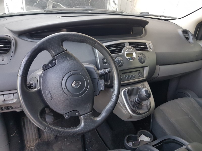 renault scenic ii del año 2005