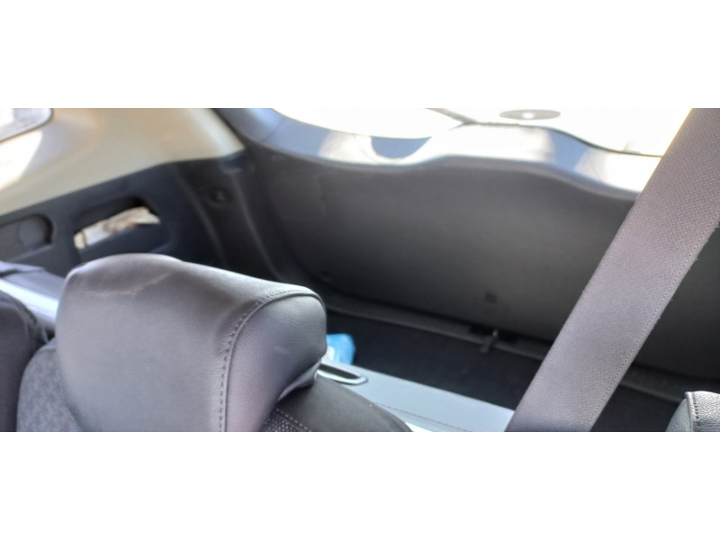 kia carens ( ) del año 2018