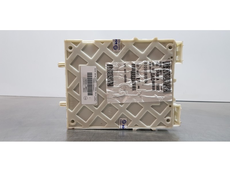 Recambio de caja reles / fusibles para ford c-max (ceu) trend referencia OEM IAM DM5T14014GAD AV6T14C520DA 