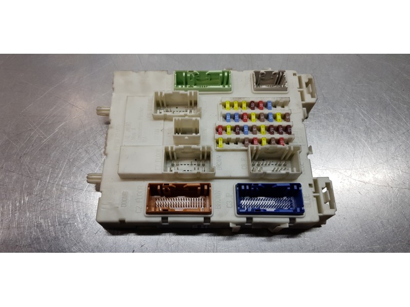 Recambio de caja reles / fusibles para ford c-max (ceu) trend referencia OEM IAM DM5T14014GAD AV6T14C520DA 