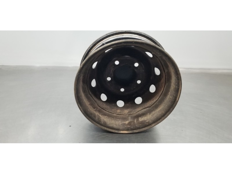 Recambio de llanta para nissan trade 100 caja cerrada, techo elevado referencia OEM IAM   