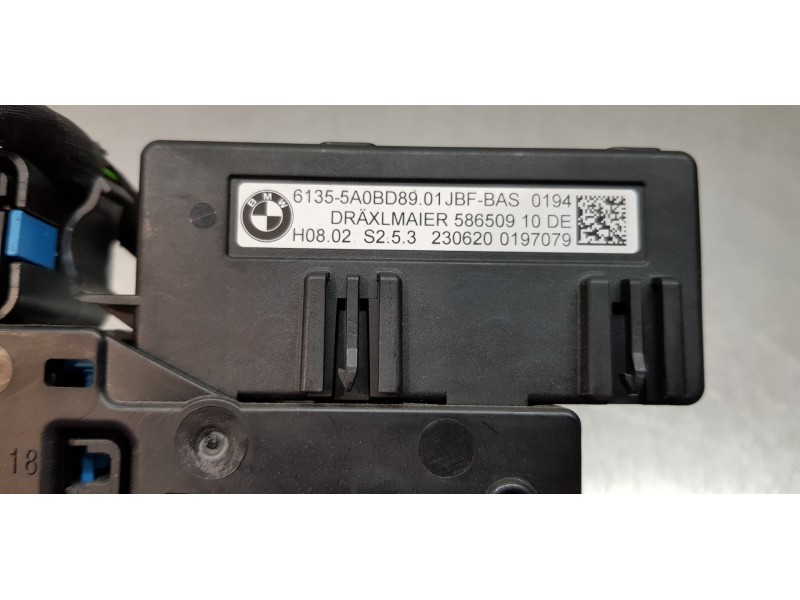 Recambio de caja reles / fusibles para bmw serie 1 lim. (f40) 116d referencia OEM IAM 927035501  