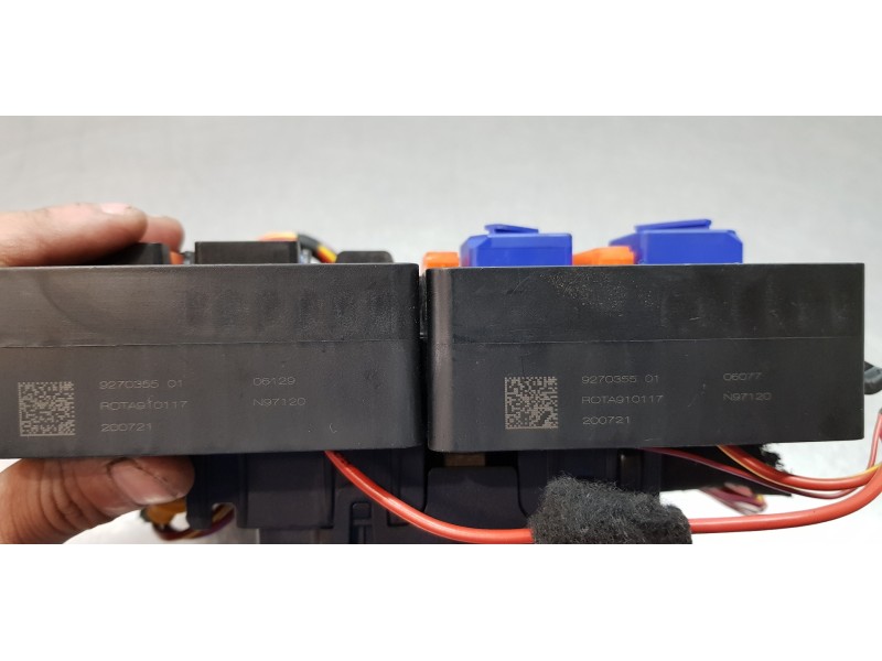 Recambio de caja reles / fusibles para bmw serie 1 lim. (f40) 116d referencia OEM IAM 927035501  