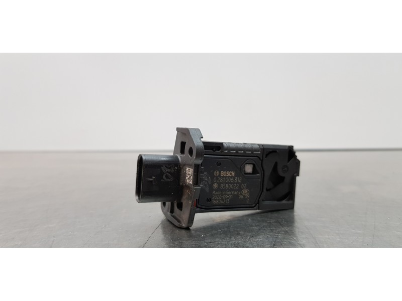 Recambio de caudalimetro para bmw serie 1 lim. (f40) 116d referencia OEM IAM 858002202 0281006812 