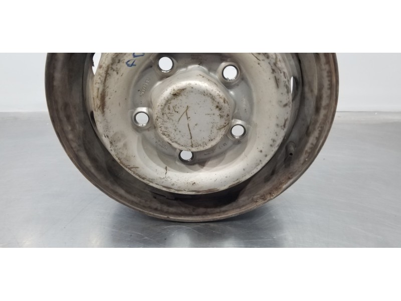 Recambio de llanta para nissan trade 100 caja cerrada, techo elevado referencia OEM IAM   