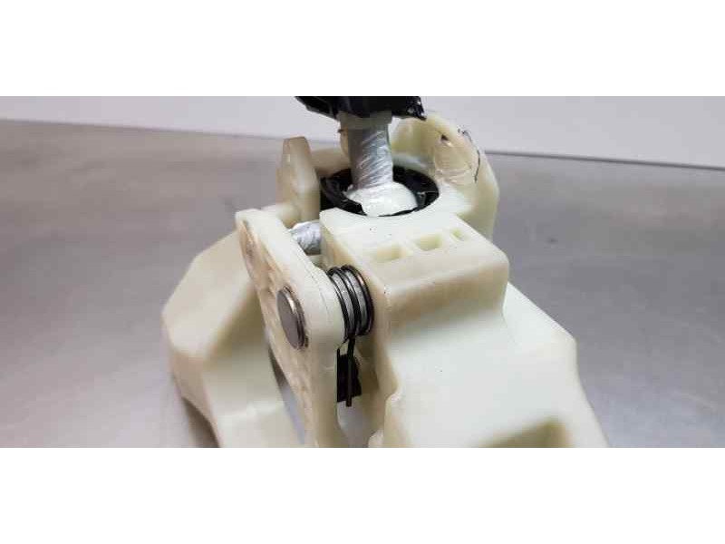 Recambio de palanca cambio para kia ceed business referencia OEM IAM 43700J7110WK  
