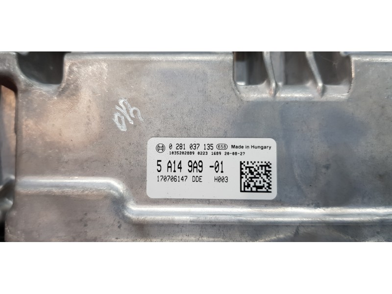 Recambio de centralita motor uce para bmw serie 1 lim. (f40) 116d referencia OEM IAM 5A149A901 0281037135 