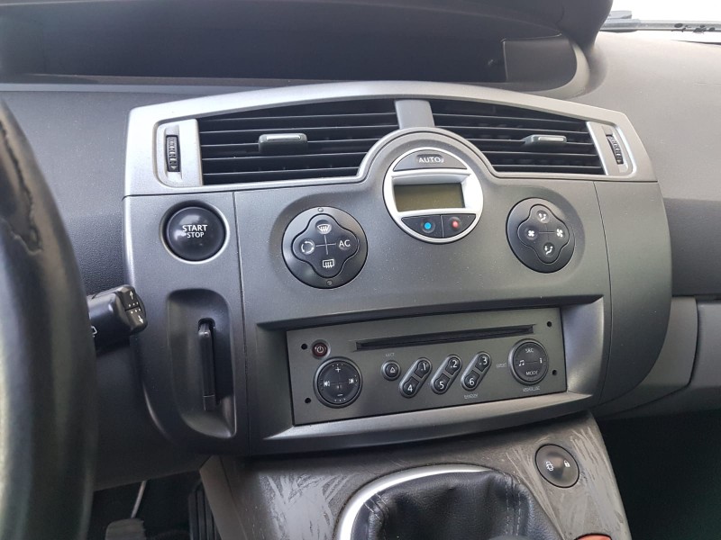 renault scenic ii del año 2005