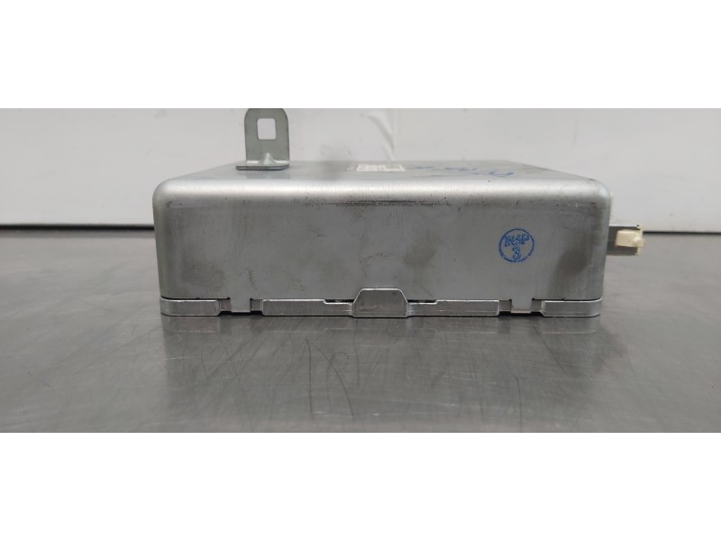 Recambio de modulo electronico para toyota prius (nhw30) eco referencia OEM IAM 8965047531  