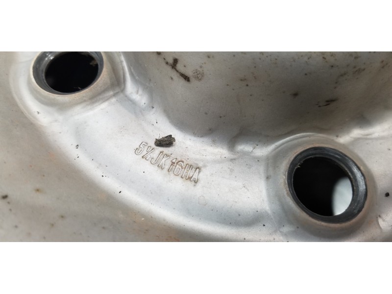 Recambio de llanta para nissan trade 100 caja cerrada, techo elevado referencia OEM IAM   