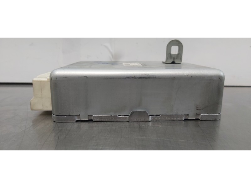 Recambio de modulo electronico para toyota prius (nhw30) eco referencia OEM IAM 8965047531  