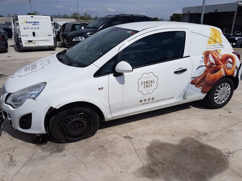 opel corsa d del año 2012