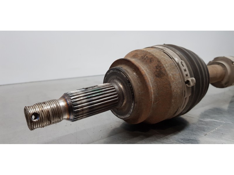 Recambio de transmision delantera derecha para dodge caliber s referencia OEM IAM 5105660AC   Recambio de transmision delantera derecha para dodge caliber s referencia OEM IAM 5105660AC