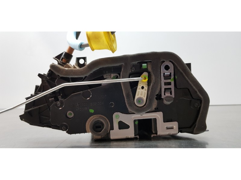 Recambio de cerradura puerta trasera derecha para bmw serie 1 lim. (f40) 116d referencia OEM IAM 51227956144 795614405 