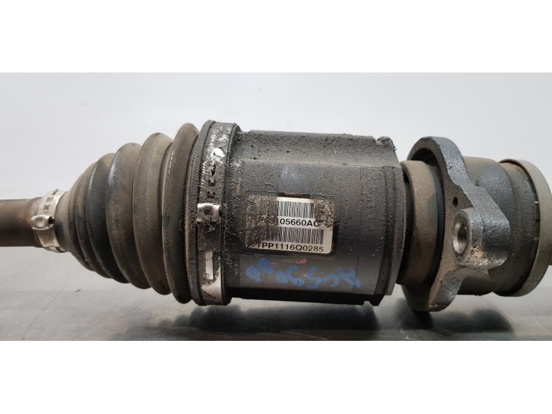 Recambio de transmision delantera derecha para dodge caliber s referencia OEM IAM 5105660AC   Recambio de transmision delantera derecha para dodge caliber s referencia OEM IAM 5105660AC