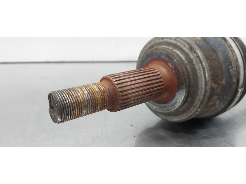 Recambio de transmision delantera derecha para toyota rav 4 active referencia OEM IAM 4341042260  