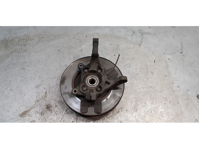 Recambio de mangueta delantera derecha para kia carens ( ) concept referencia OEM IAM 51716A4500  