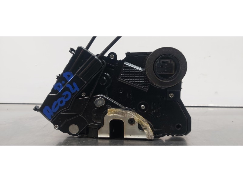 Recambio de cerradura puerta delantera derecha para toyota yaris (ksp9/scp9/nlp9) básico referencia OEM IAM 690300D140   Recambio de cerradura puerta delantera derecha para toyota yaris (ksp9/scp9/nlp9) básico referencia OEM IAM 690300D140