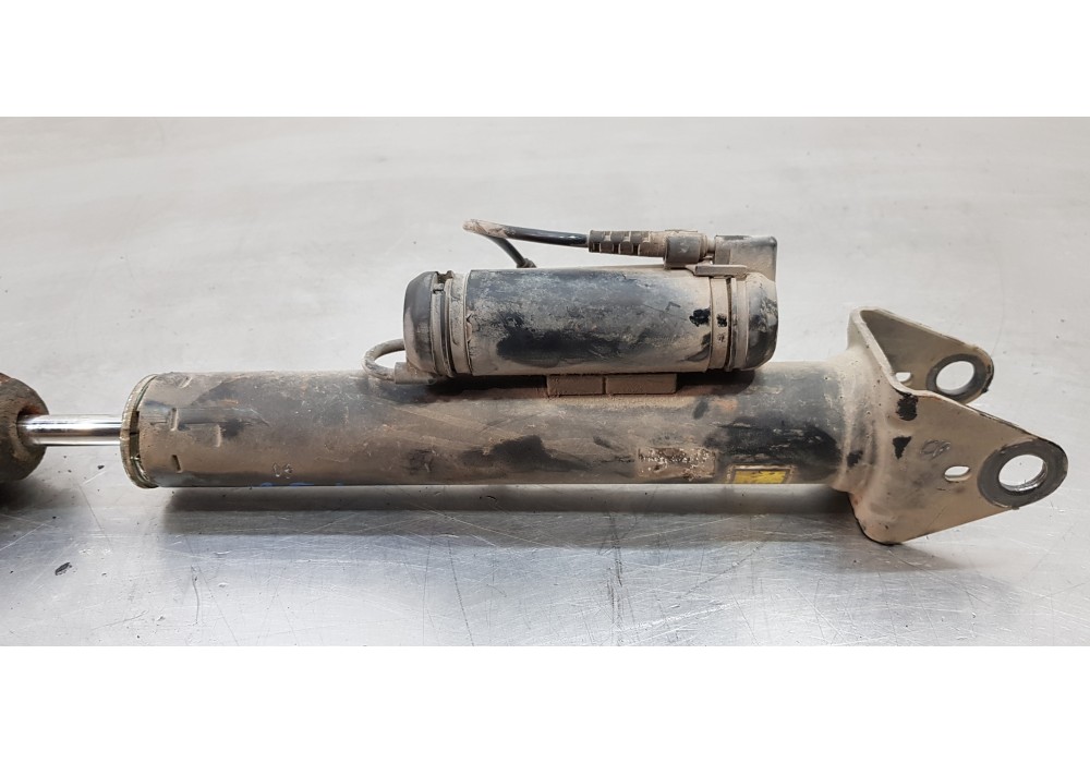 Recambio de amortiguador trasero derecho para mercedes clase r (w251) 320 cdi (251.022) referencia OEM IAM A2513203131  