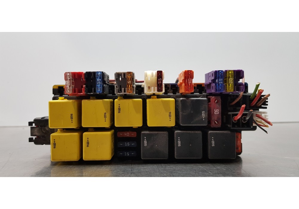 Recambio de caja reles / fusibles para mercedes clase s (w220) berlina 400 cdi (220.028) referencia OEM IAM A0325458232  