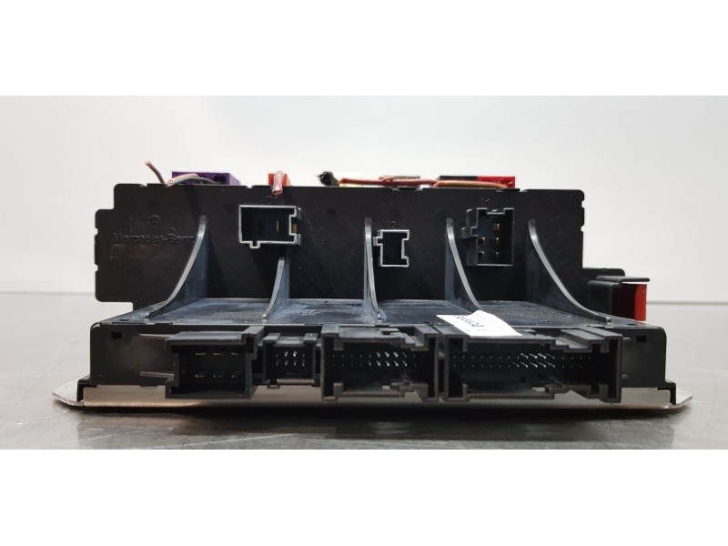 Recambio de caja reles / fusibles para mercedes clase s (w220) berlina 400 cdi (220.028) referencia OEM IAM A0325458232  