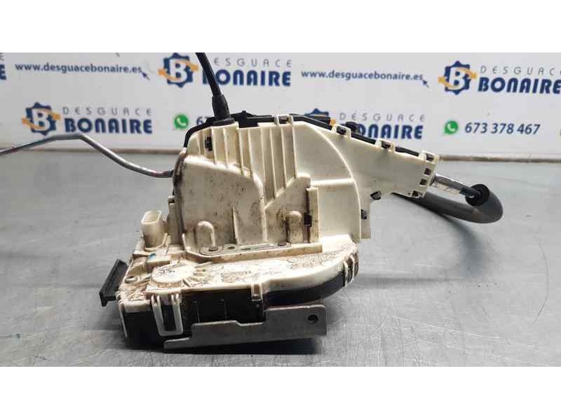 Recambio de cerradura puerta delantera derecha para fiat freemont (345) basis referencia OEM IAM 04589916AD  