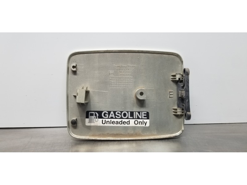 Recambio de tapa exterior combustible para ssangyong rexton rx 320 referencia OEM IAM 7162008001SAE 7162008001 