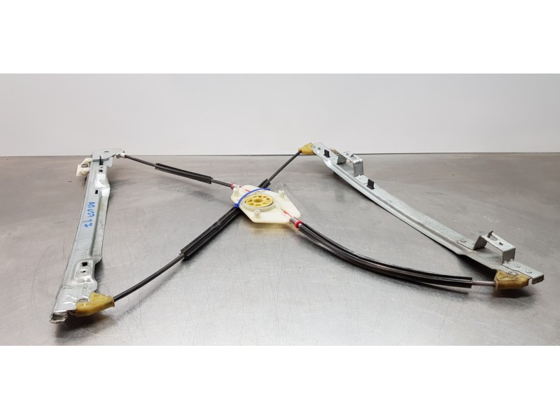 Recambio de elevalunas delantero izquierdo para citroen c4 grand picasso sx referencia OEM IAM 9221CV  