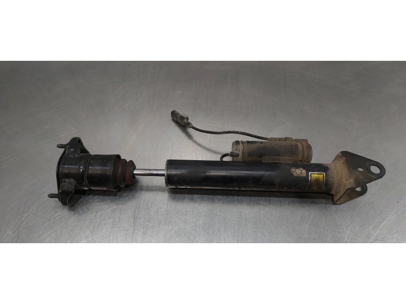 Recambio de amortiguador trasero izquierdo para mercedes clase r (w251) 320 cdi (251.022) referencia OEM IAM A2513200931  