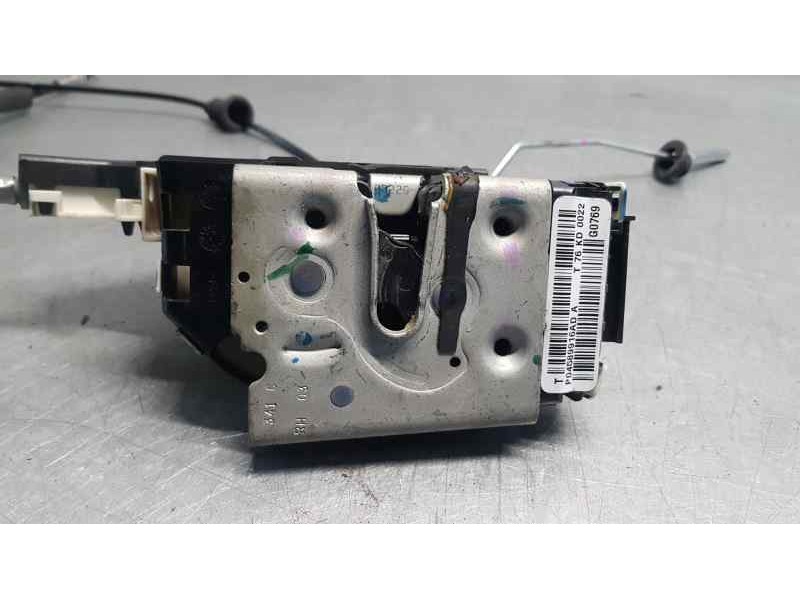 Recambio de cerradura puerta delantera derecha para fiat freemont (345) basis referencia OEM IAM 04589916AD  