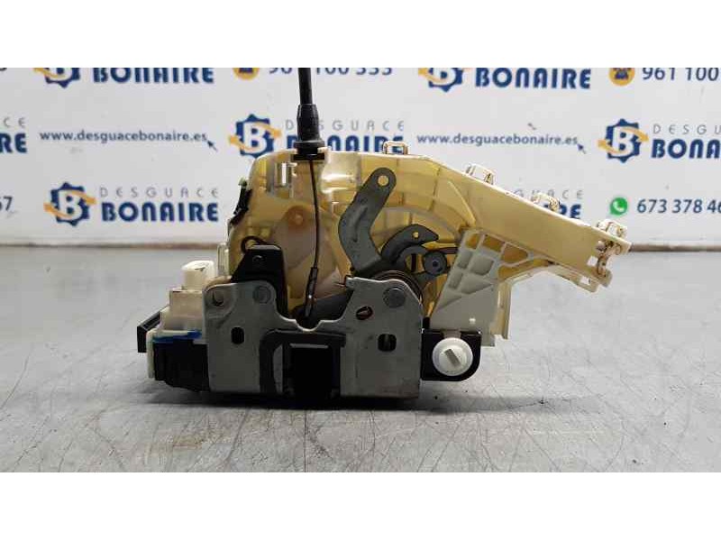 Recambio de cerradura puerta trasera izquierda para fiat freemont (345) basis referencia OEM IAM P04589915AD  