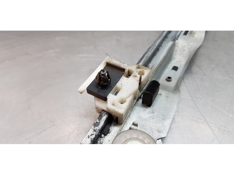 Recambio de elevalunas delantero izquierdo para citroen c4 grand picasso sx referencia OEM IAM 9221CV  