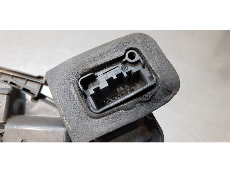 Recambio de cerradura puerta trasera derecha para volkswagen golf vii lim. advance bluemotion tech. referencia OEM IAM 5K4839016 Recambio de cerradura puerta trasera derecha para volkswagen golf vii lim. advance bluemotion tech. referencia OEM IAM 5K4839016