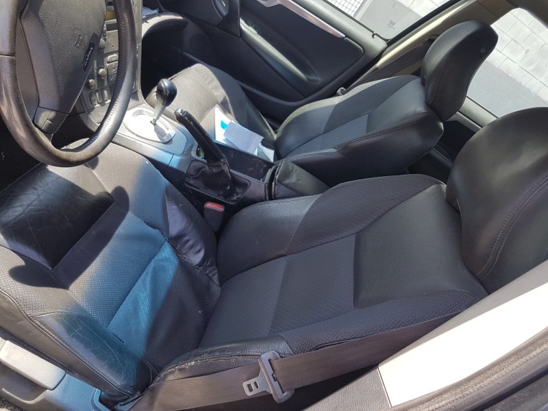 volvo s60 berlina del año 2002