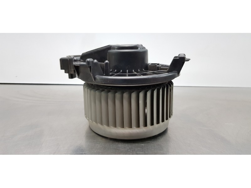 Recambio de motor calefaccion para toyota yaris (ksp9/scp9/nlp9) básico referencia OEM IAM 871030D100 AV2727000311  Recambio de motor calefaccion para toyota yaris (ksp9/scp9/nlp9) básico referencia OEM IAM 871030D100 AV2727000311