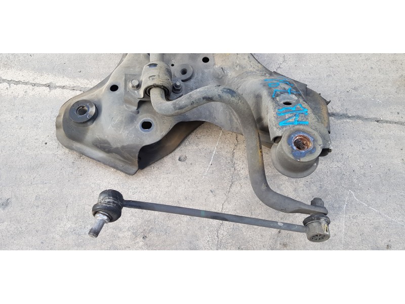 Recambio de puente delantero para kia carens ( ) concept referencia OEM IAM 62405A4650  