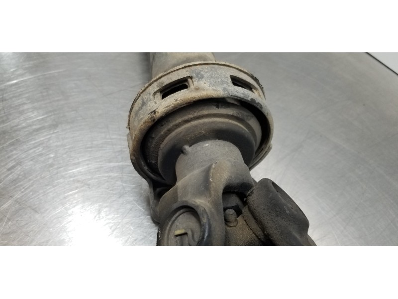 Recambio de transmision central para ssangyong rexton rx 320 referencia OEM IAM 3320008000  