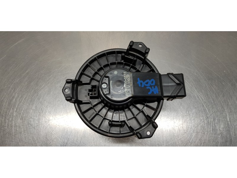 Recambio de motor calefaccion para toyota yaris (ksp9/scp9/nlp9) básico referencia OEM IAM 871030D100 AV2727000311  Recambio de motor calefaccion para toyota yaris (ksp9/scp9/nlp9) básico referencia OEM IAM 871030D100 AV2727000311