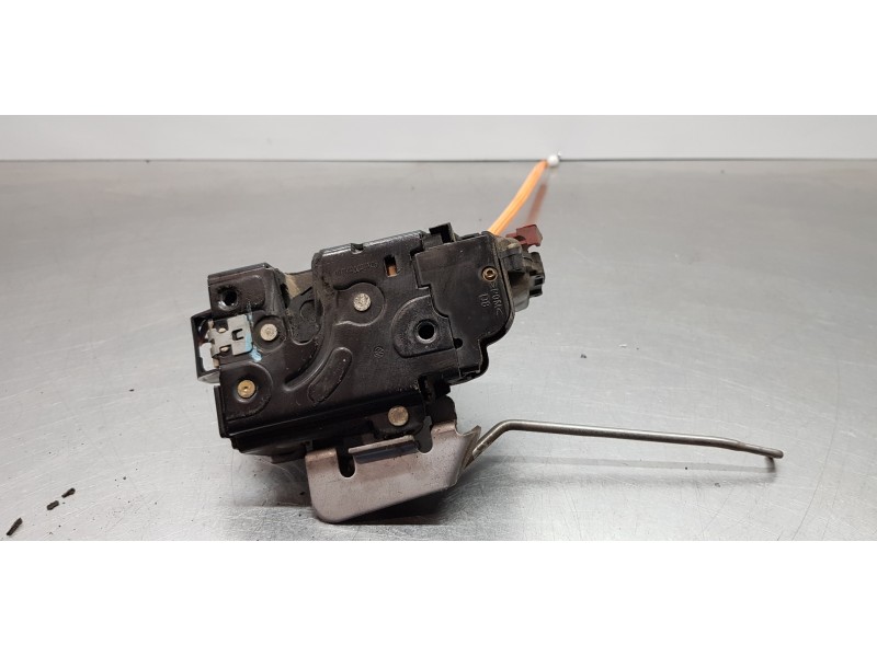 Recambio de cerradura puerta delantera derecha para audi a3 (8p) 2.0 tdi ambiente referencia OEM IAM 4E1837016   Recambio de cerradura puerta delantera derecha para audi a3 (8p) 2.0 tdi ambiente referencia OEM IAM 4E1837016