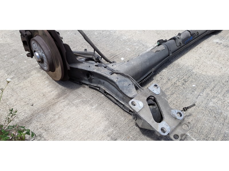 Recambio de puente trasero para citroen c4 grand picasso sx referencia OEM IAM 5148N8  