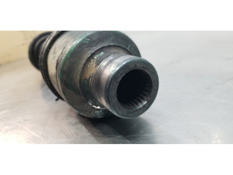 Recambio de transmision delantera derecha para ssangyong rexton rx 320 referencia OEM IAM 4130008001  