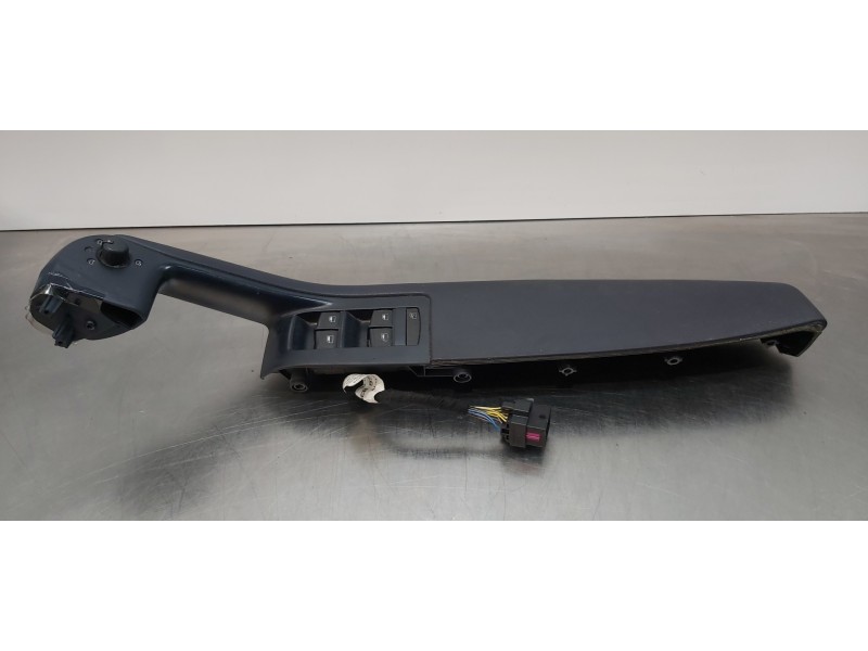 Recambio de mando elevalunas delantero izquierdo para audi a8 (4e2) 4.2 quattro referencia OEM IAM 4E1959521A7A2   Recambio de mando elevalunas delantero izquierdo para audi a8 (4e2) 4.2 quattro referencia OEM IAM 4E1959521A7A2