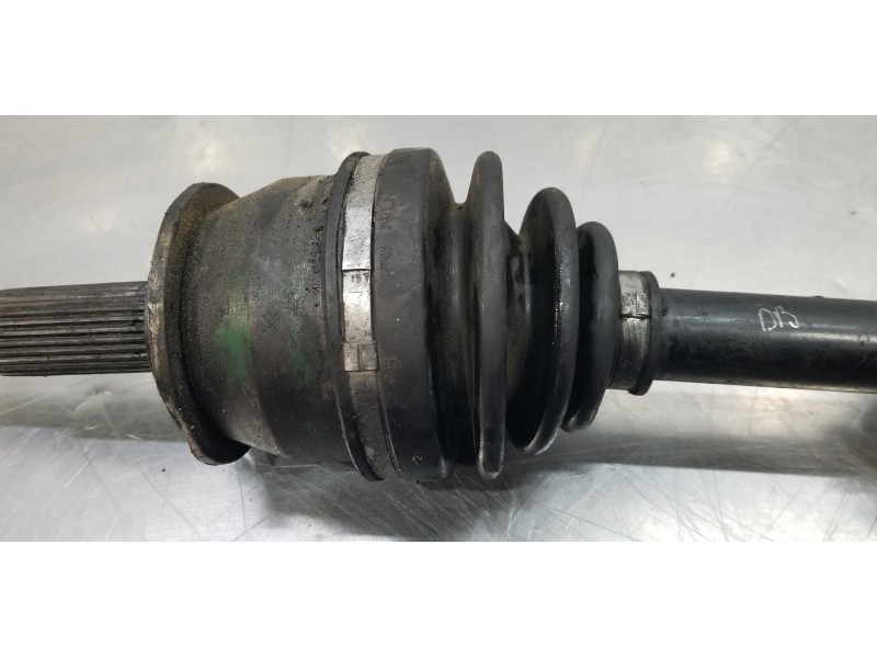 Recambio de transmision delantera derecha para ssangyong rexton rx 320 referencia OEM IAM 4130008001  