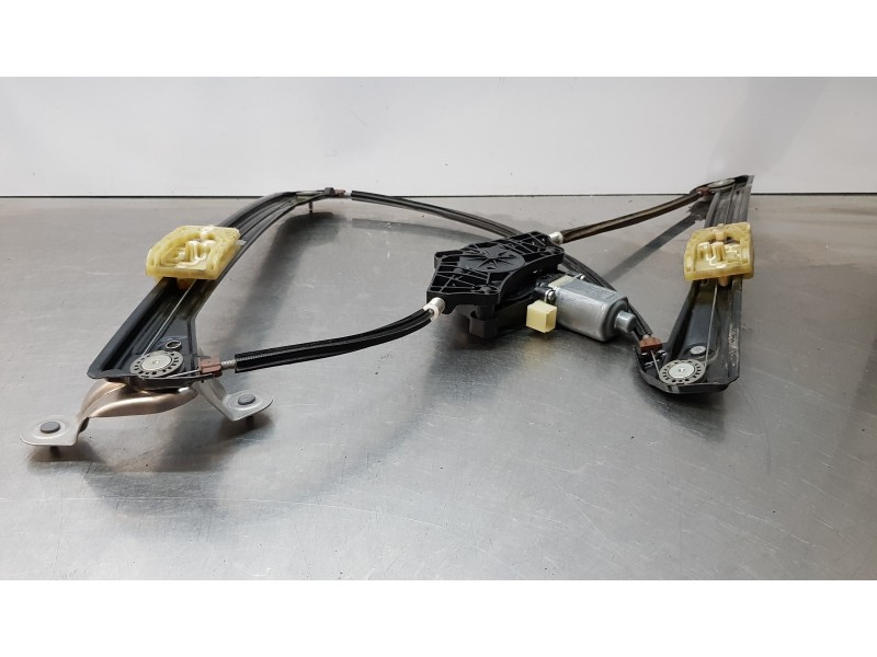 Recambio de elevalunas delantero izquierdo para volkswagen golf vii lim. advance bluemotion tech. referencia OEM IAM 5G4837461H 