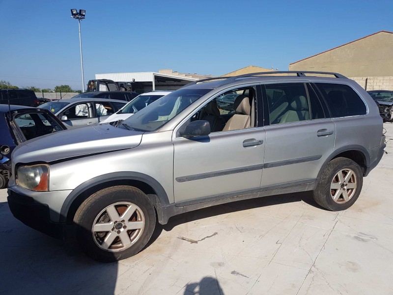 volvo xc90 del año 2002