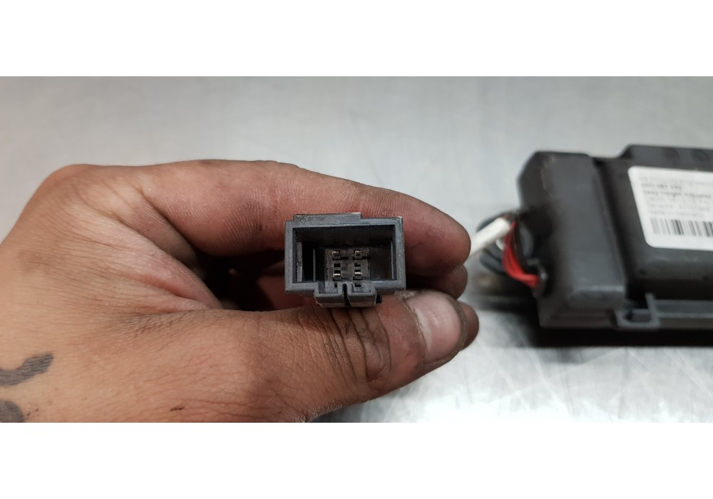 Recambio de no identificado para audi a8 (4hc/4hl) 3.0 tdi clean diesel quattro referencia OEM IAM 4H0857833  